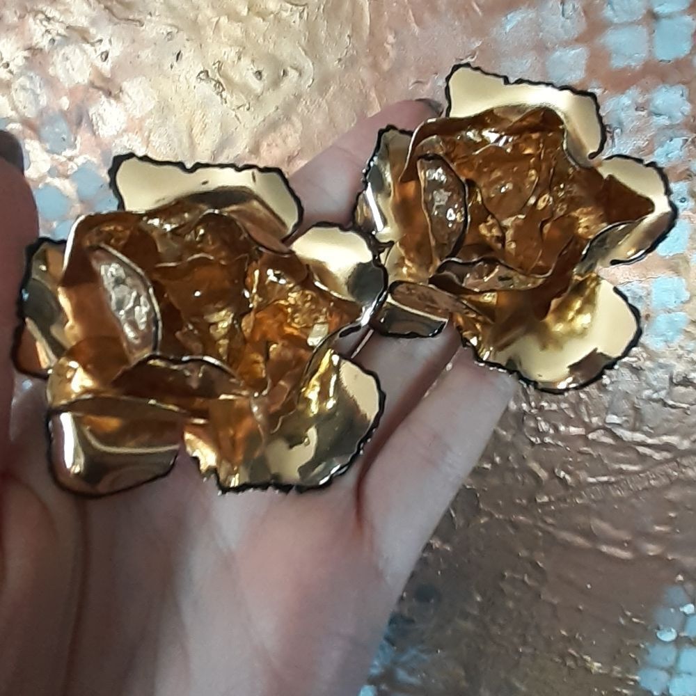 NWOT Zara GoldFlower Statement Earrings - Picture 5 of 14